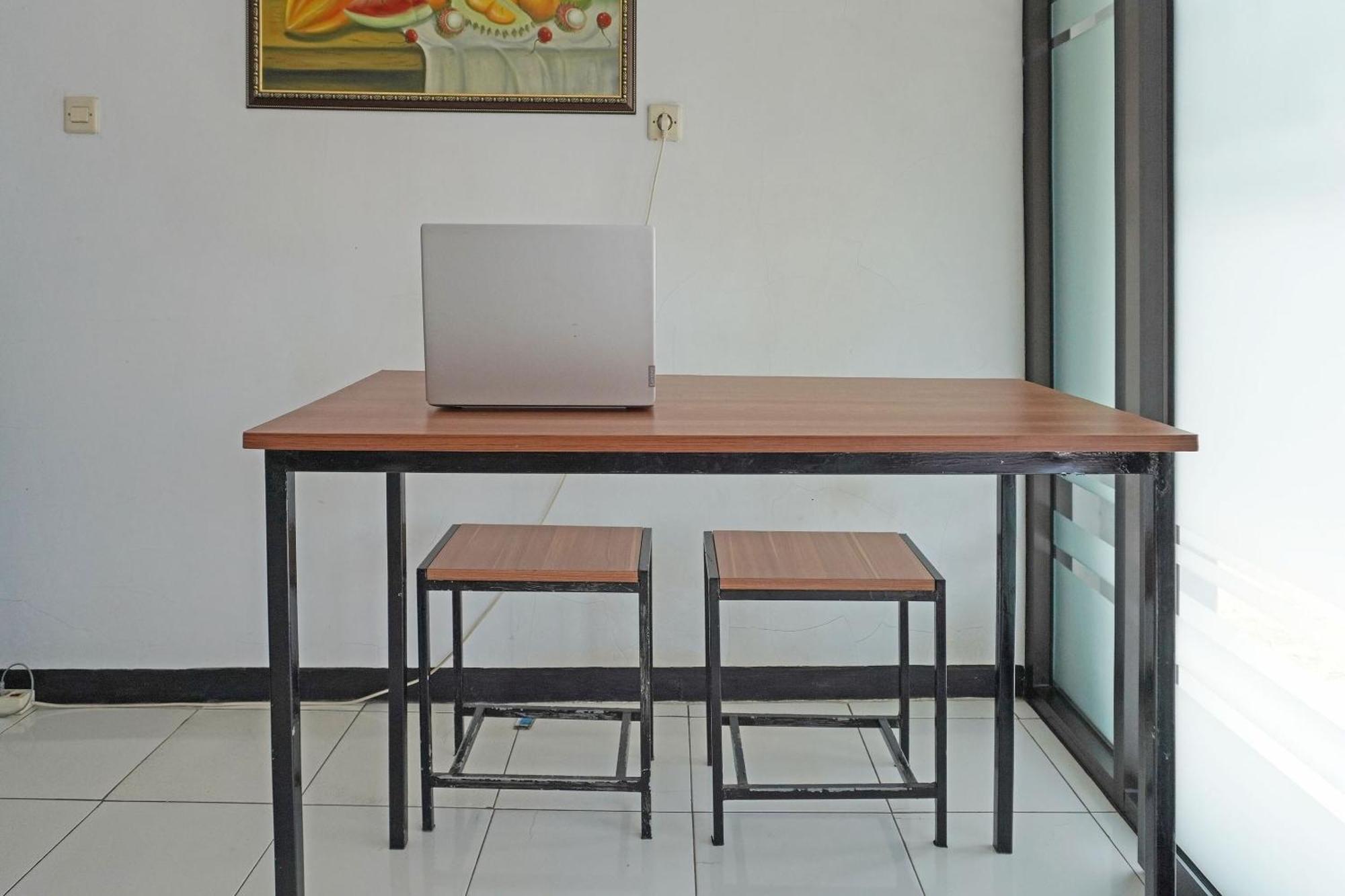 Oyo 91762 Green Home Stay Syariah Purwakarta Bagian luar foto